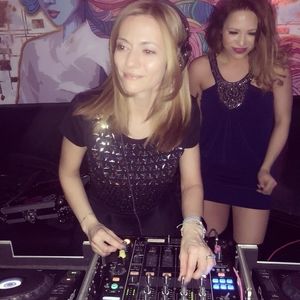 Meet your Posher, Letizia